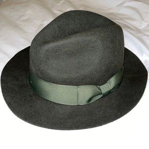 NEVER WORN - Wool Felt Fedora